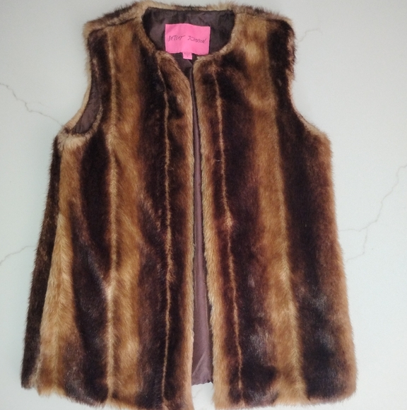 Betsey Johnson Faux Fur Vest - Picture 1 of 4